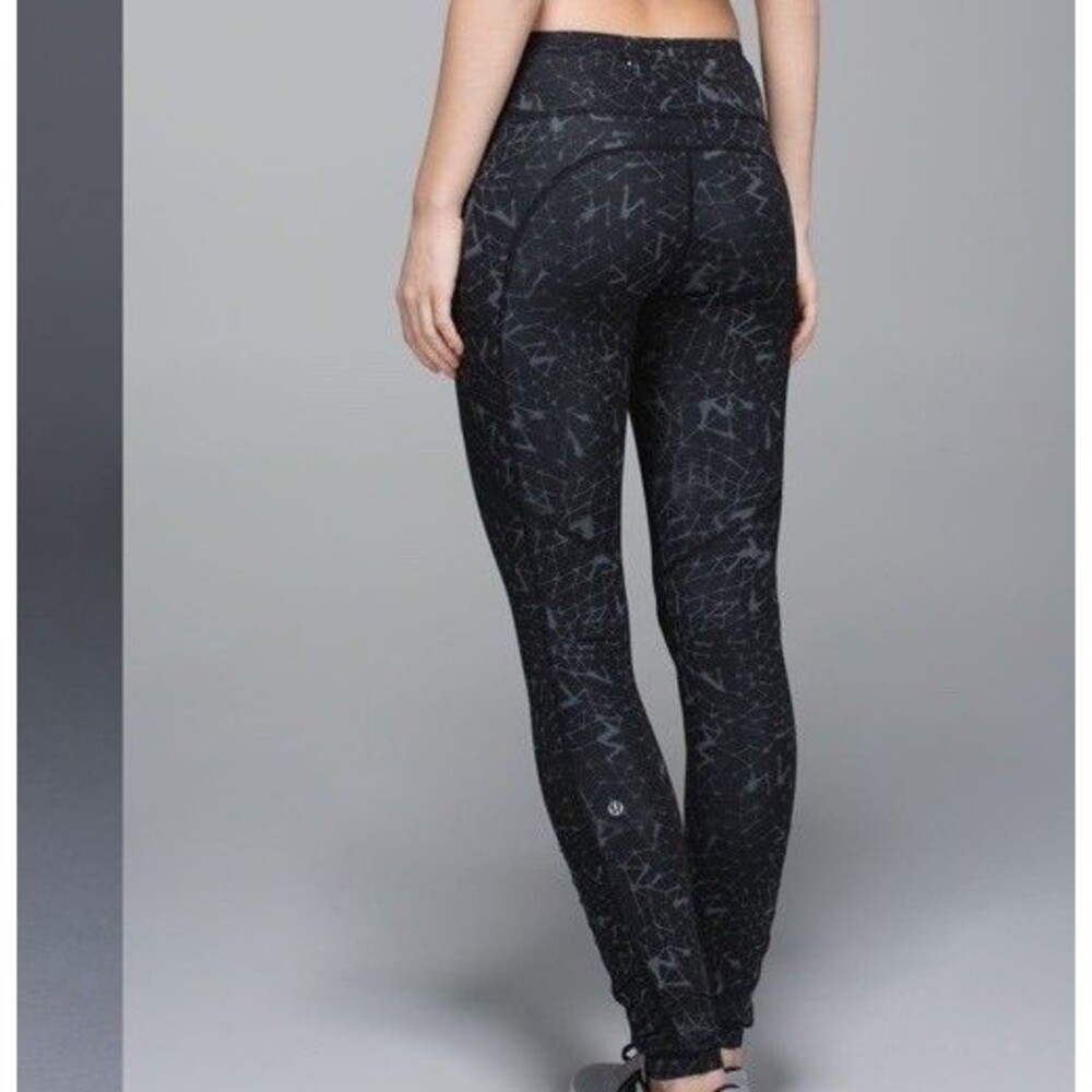Lululemon Size 6 Speed Tight III 28" Star Crushed Coal Black